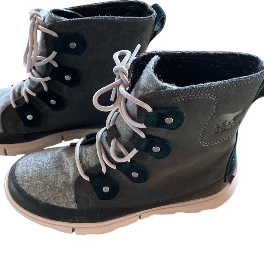 Women’s Sorel Grey Winter Boots size 8